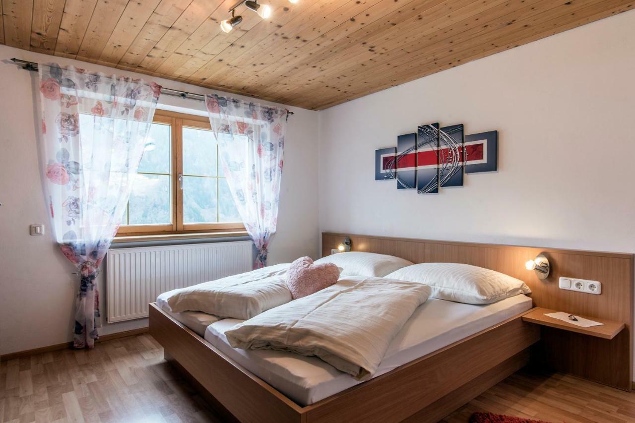 Haus Ambiatscha Appartement Sankt Gallenkirch Buitenkant foto