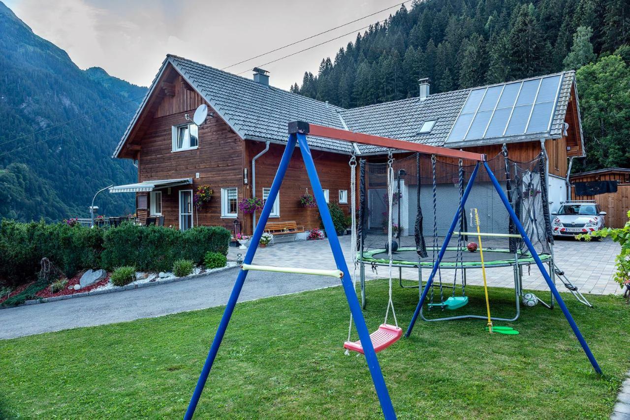 Haus Ambiatscha Appartement Sankt Gallenkirch Buitenkant foto